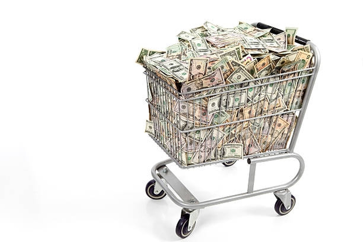 A Shopping Basket Filled With Money From International Fundraising Opportunity In The World | U FOUNDER World